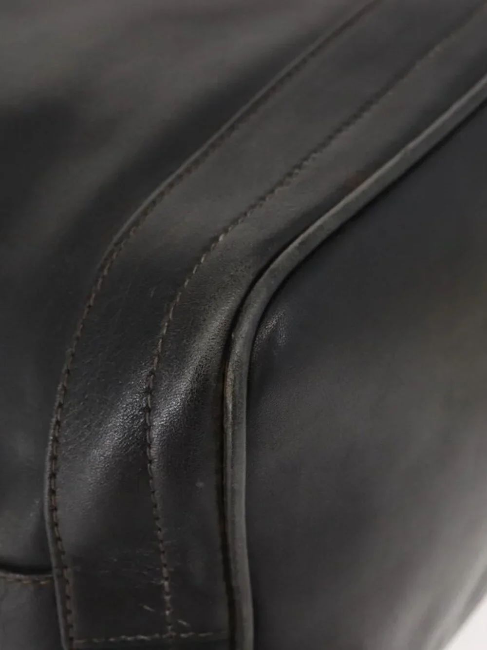 Authentic GUCCI Shoulder Bag Leather Black Gold - Picture 16 of 16